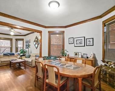 1336 W Cornelia Avenue - Photo Thumbnail 4