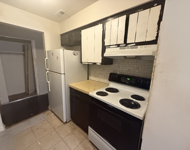 2310 N Harlem Avenue - Photo Thumbnail 24