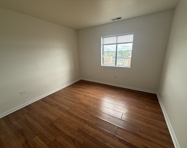 2310 N Harlem Avenue - Photo Thumbnail 10