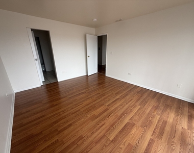 2310 N Harlem Avenue - Photo Thumbnail 13