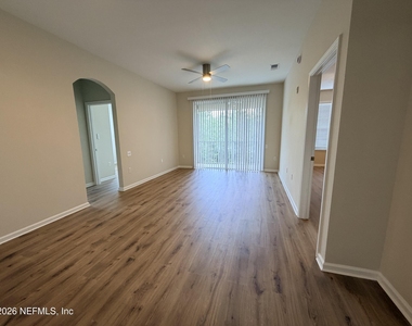 7990 Baymeadows Road E - Photo Thumbnail 5