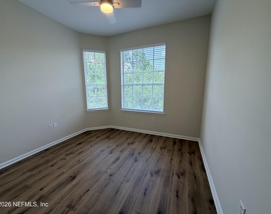 7990 Baymeadows Road E - Photo Thumbnail 14