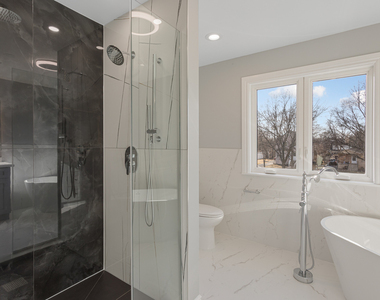 606 S York Street - Photo Thumbnail 37