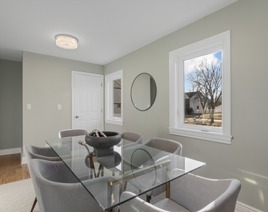 606 S York Street - Photo Thumbnail 24