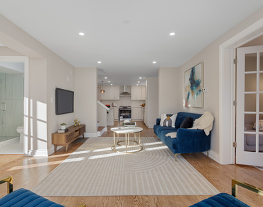 606 S York Street - Photo Thumbnail 12