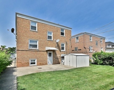 2013 N 73rd Avenue - Photo Thumbnail 9