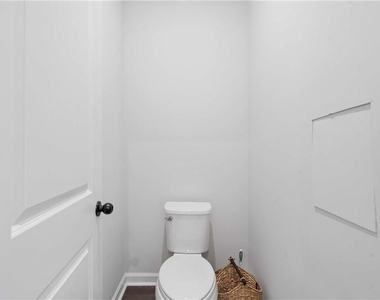383 Skylar Way Se - Photo Thumbnail 19
