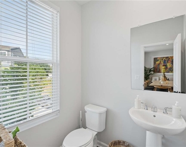 383 Skylar Way Se - Photo Thumbnail 11