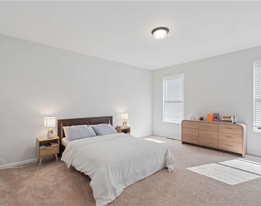 383 Skylar Way Se - Photo Thumbnail 16