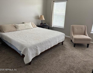 241 Leese Drive - Photo Thumbnail 5