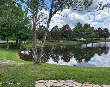 241 Leese Drive - Photo Thumbnail 7