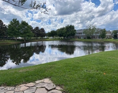 241 Leese Drive - Photo Thumbnail 8