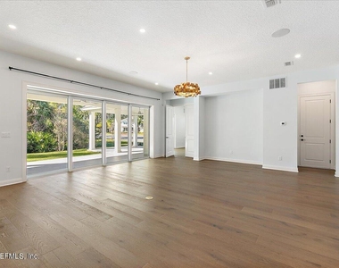 133 Cross Branch Drive - Photo Thumbnail 8