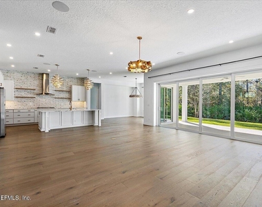 133 Cross Branch Drive - Photo Thumbnail 9