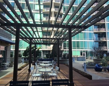 943 Peachtree Street Ne - Photo Thumbnail 12
