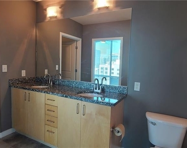 943 Peachtree Street Ne - Photo Thumbnail 5