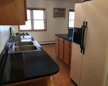313 Elgin Avenue - Photo Thumbnail 2