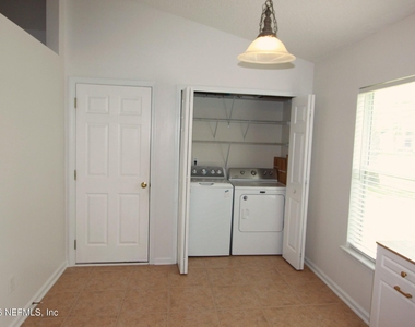 509 Candyroot Court - Photo Thumbnail 20