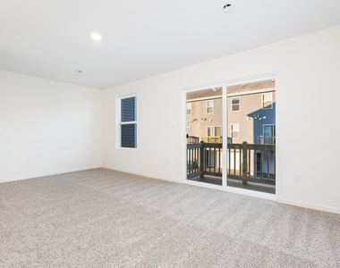 1059 Briar Glen Court - Photo Thumbnail 5