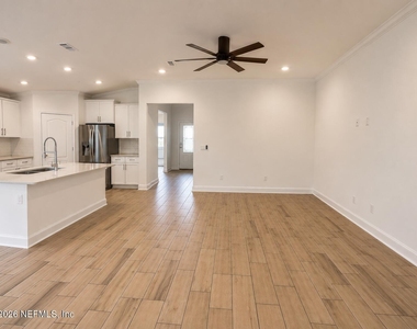 248 Zancara Street - Photo Thumbnail 13