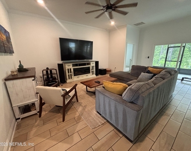248 Zancara Street - Photo Thumbnail 10