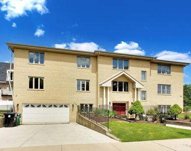 920 N Northwest Highway - Photo Thumbnail 2