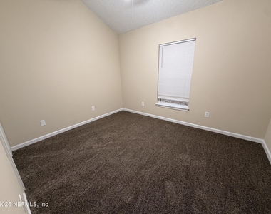 747 Broxton Street - Photo Thumbnail 11