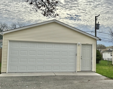 1243 S Mitchell Avenue - Photo Thumbnail 21
