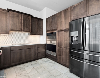 1345 S Wabash Avenue - Photo Thumbnail 7