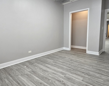 3607 W 26th Street - Photo Thumbnail 8