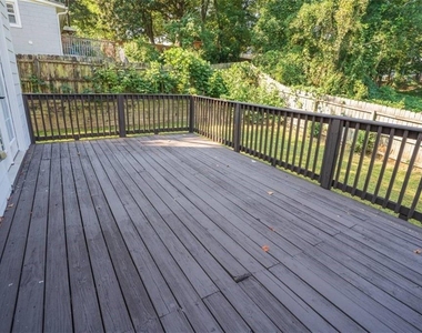 931 Fern Avenue Se - Photo Thumbnail 18
