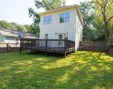 931 Fern Avenue Se - Photo Thumbnail 19
