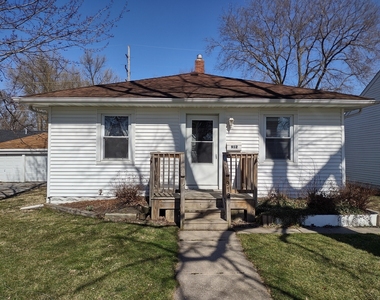 912 Douglas Street - Photo Thumbnail 15