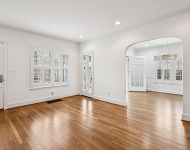 1189 Reeder Circle Ne - Photo Thumbnail 6