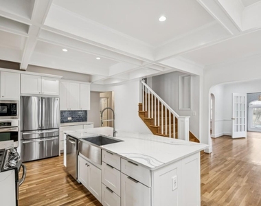 1189 Reeder Circle Ne - Photo Thumbnail 17
