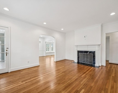 1189 Reeder Circle Ne - Photo Thumbnail 5