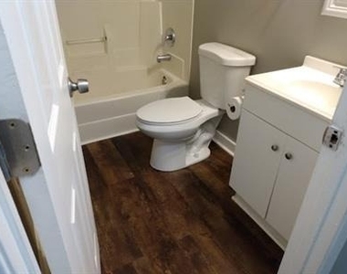 3301 Colgate Avenue - Photo Thumbnail 14