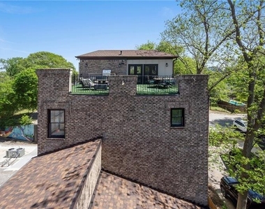 631 Boulevard Ne - Photo Thumbnail 49