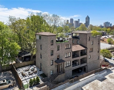 631 Boulevard Ne - Photo Thumbnail 48
