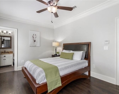 631 Boulevard Ne - Photo Thumbnail 34