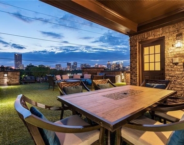 629 Boulevard Ne - Photo Thumbnail 64