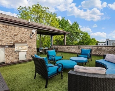 629 Boulevard Ne - Photo Thumbnail 62