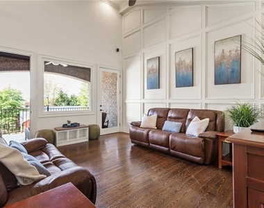 629 Boulevard Ne - Photo Thumbnail 27