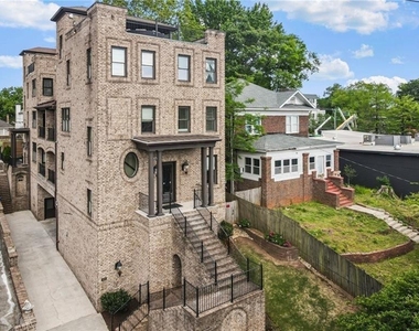 629 Boulevard Ne - Photo Thumbnail 3