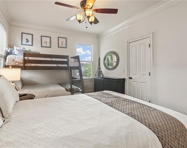 629 Boulevard Ne - Photo Thumbnail 54