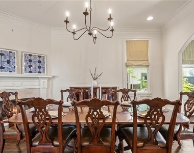 629 Boulevard Ne - Photo Thumbnail 19