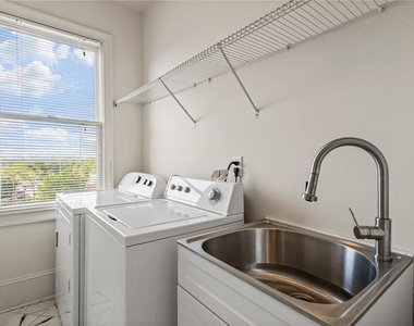 629 Boulevard Ne - Photo Thumbnail 52