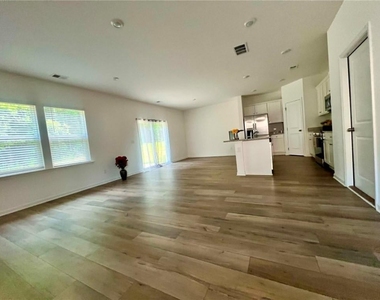 683 Evergreen Road - Photo Thumbnail 26
