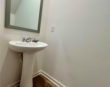 683 Evergreen Road - Photo Thumbnail 24