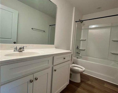 683 Evergreen Road - Photo Thumbnail 34